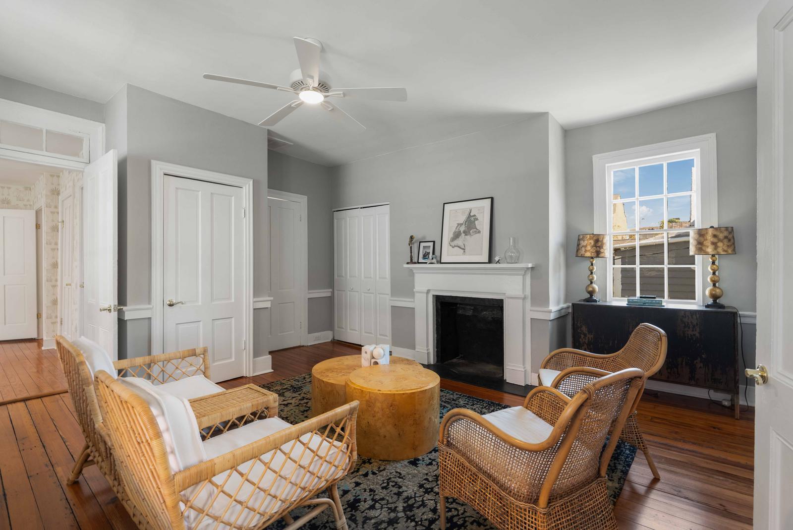 100 Queen Street Charleston, SC 29401 - Photo 40 of 58 Sitting Room/Guest Room