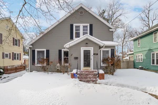 $225,000 | 204 South Wisner Street, Jackson, MI 49203