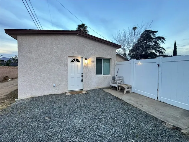 $1,550 | 2059 Marlborough Avenue, Riverside, CA 92507