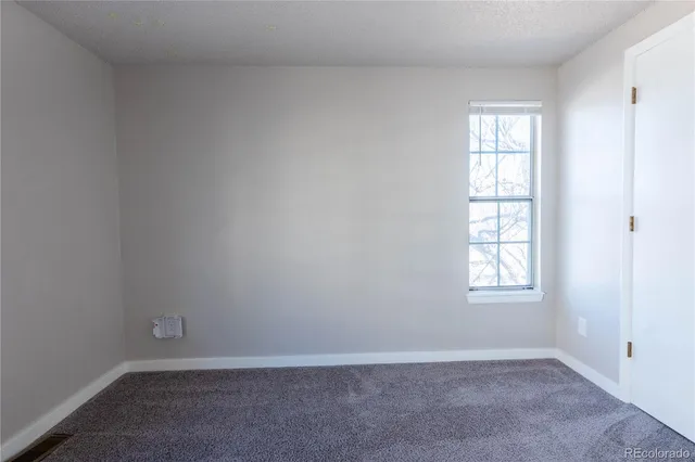 $2,500 | 2092 South Helena Street, Unit F, Aurora, CO 80013