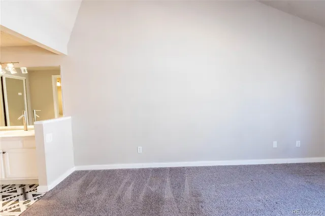 $2,500 | 2092 South Helena Street, Unit F, Aurora, CO 80013