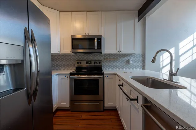 $2,500 | 2092 South Helena Street, Unit F, Aurora, CO 80013