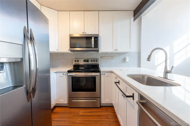 $2,500 | 2092 South Helena Street, Unit F, Aurora, CO 80013