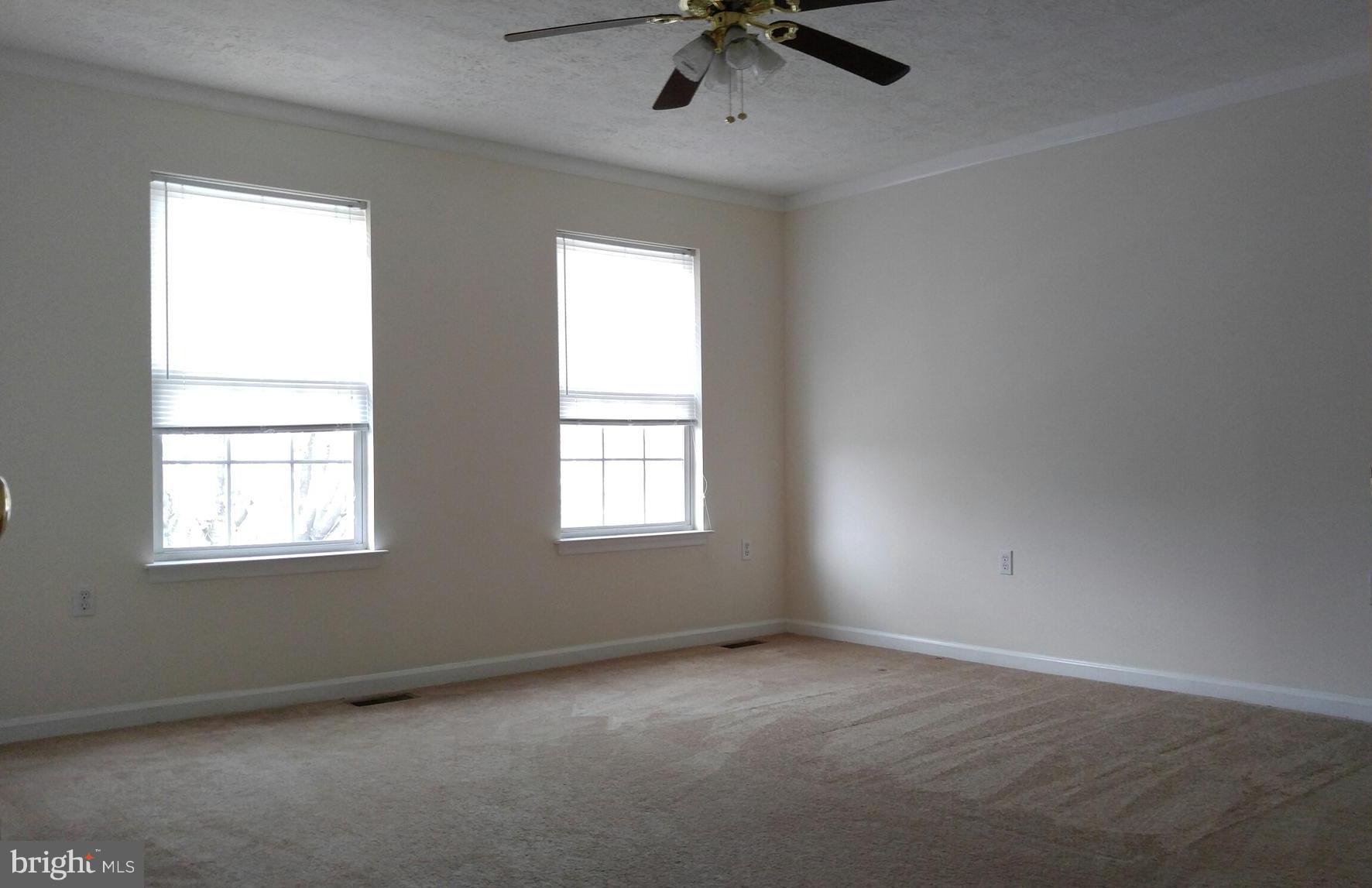 102 Chatham Square Winchester, VA 22601 - Photo 16 of 29 an empty room with a window