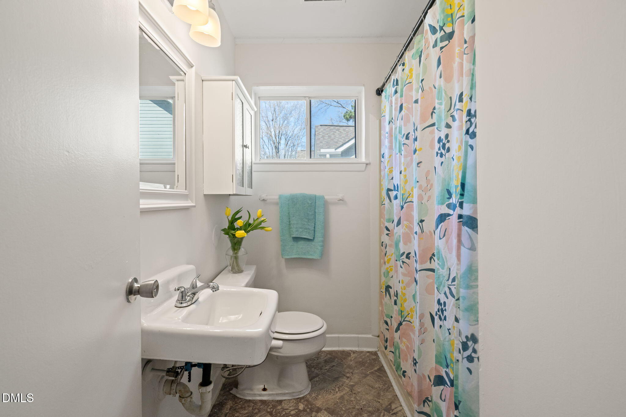 825 Waring Street Durham, NC 27704 - Photo 15 of 24 20-web-or-mls-untitled-28