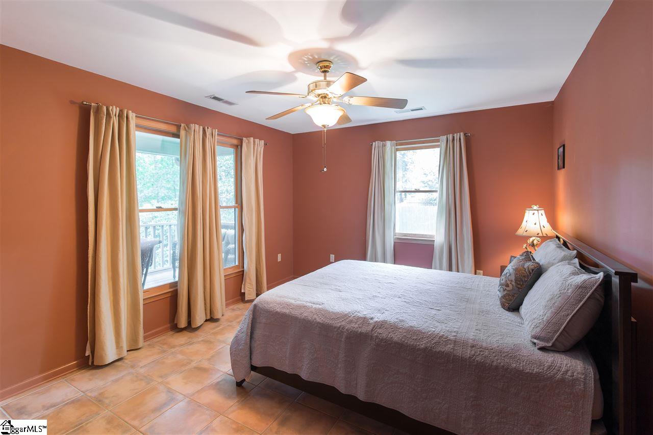 276 Rockcrest Ridge Cleveland, SC 29635 - Photo 8 of 18