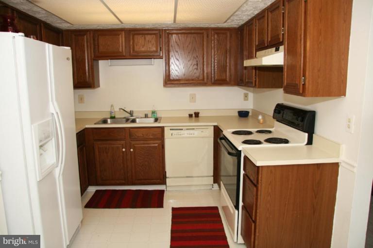 8718 Silver Hall Road Perry Hall, MD 21128 - Photo 9 of 25 Kitchen