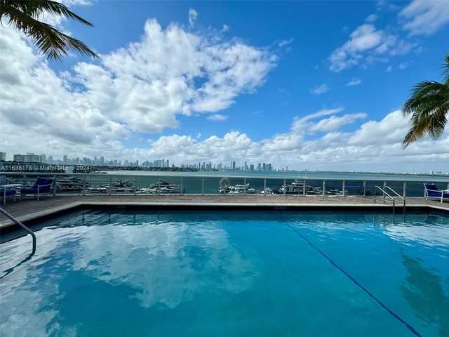 $1,595,000 | 1900 Sunset Harbour Drive, Unit 2214, Miami Beach, FL 33139