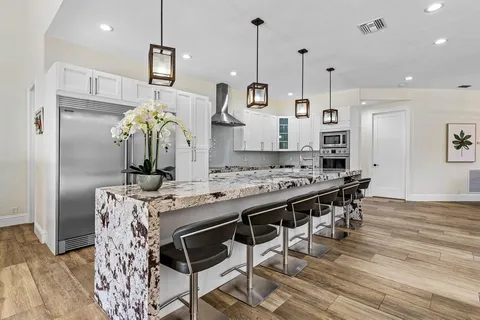 $2,599,999 | 6672 Northwest 63rd Way, Parkland, FL 33067