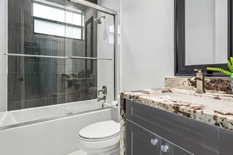 $2,599,999 | 6672 Northwest 63rd Way, Parkland, FL 33067