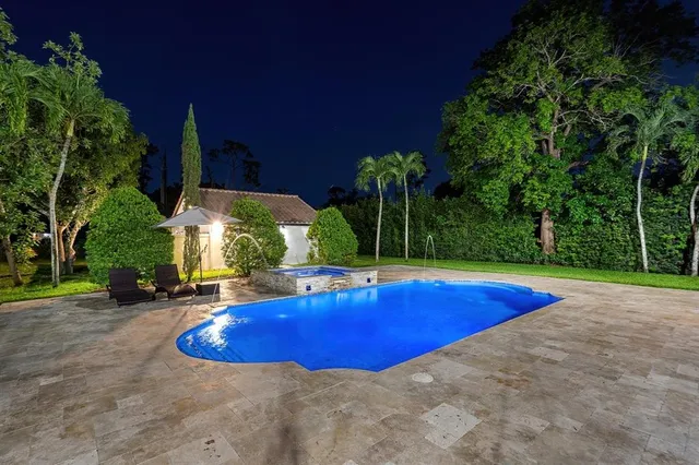 $2,599,999 | 6672 Northwest 63rd Way, Parkland, FL 33067