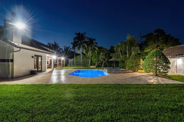 $2,599,999 | 6672 Northwest 63rd Way, Parkland, FL 33067
