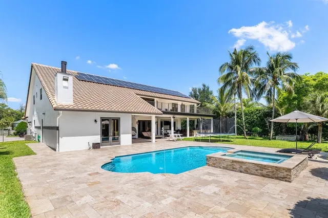 $2,599,999 | 6672 Northwest 63rd Way, Parkland, FL 33067