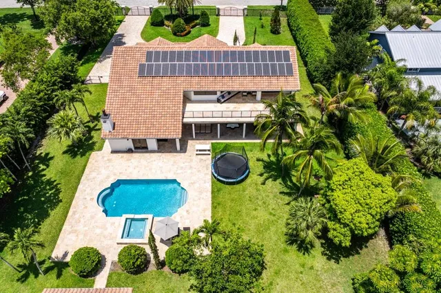 $2,599,999 | 6672 Northwest 63rd Way, Parkland, FL 33067