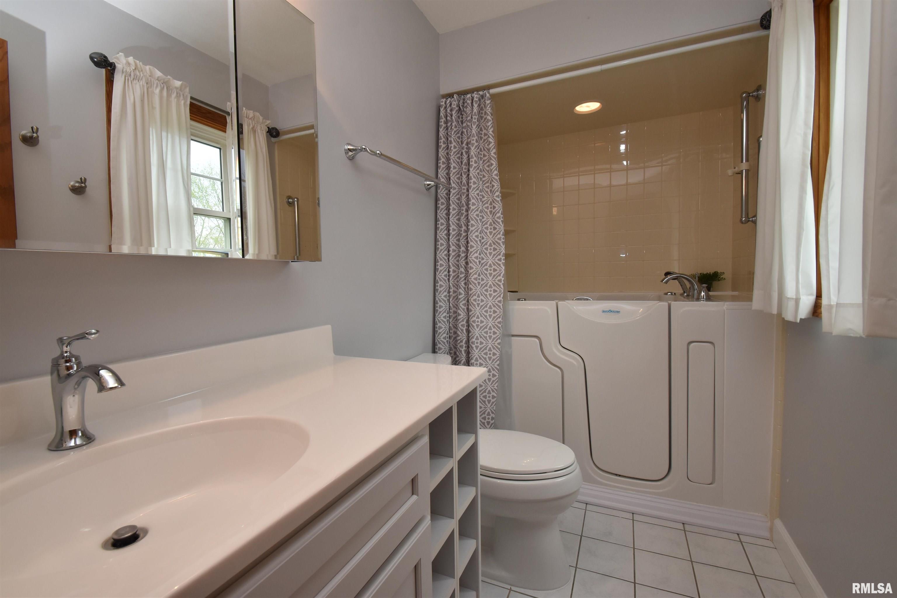 8216 North Ford Road Edwards, IL 61528 - Photo 45 of 57 Gallery Image 45