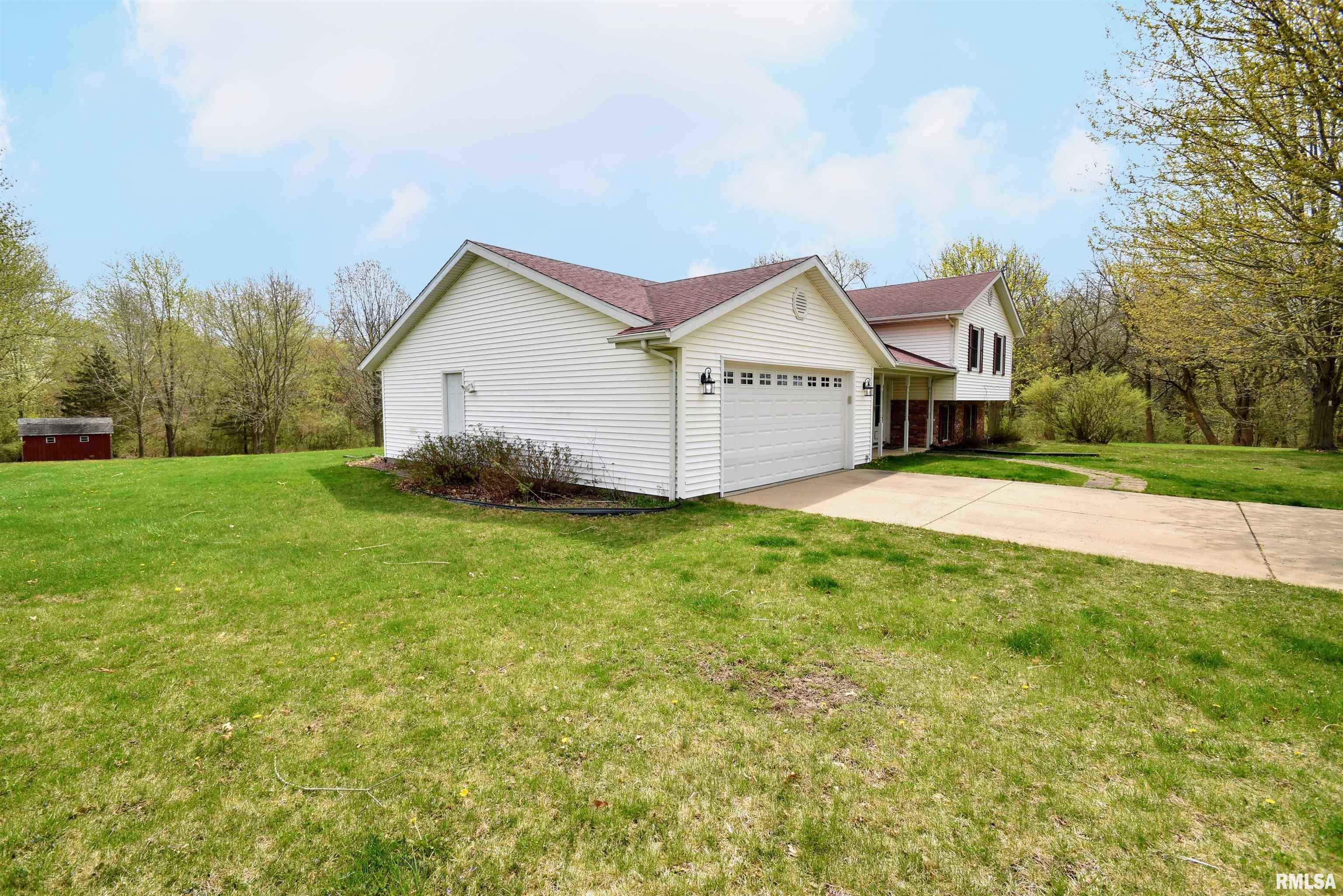 8216 North Ford Road Edwards, IL 61528 - Photo 7 of 57 Gallery Image 7