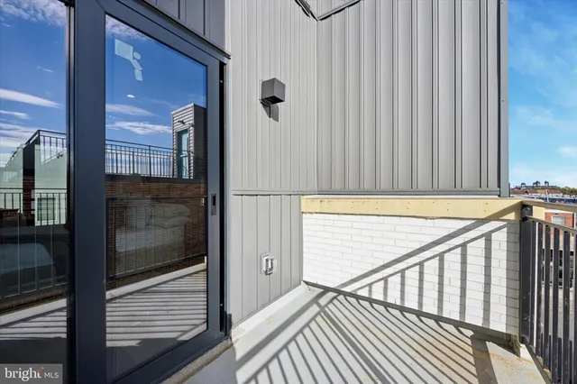 a house view with a backyard space