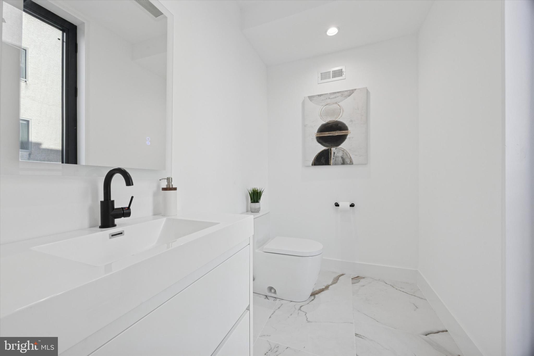 1843 Hartranft Street, Unit A103 Philadelphia, PA 19145 - Photo 9 of 35