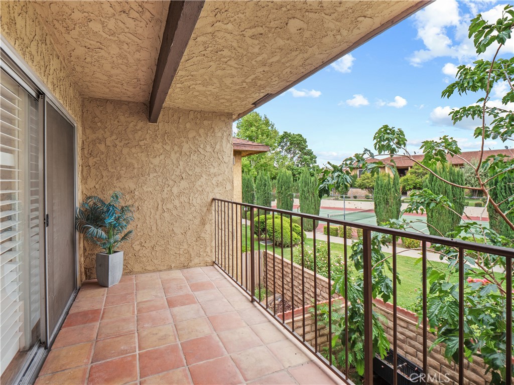 42841 15th Street West, Unit 8 Lancaster, CA 93534 - Photo 6 of 24 Patio/Porch view
