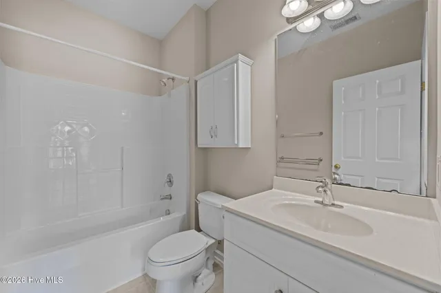 $390,000 | 102 Blackheath Drive, New Bern, NC 28560