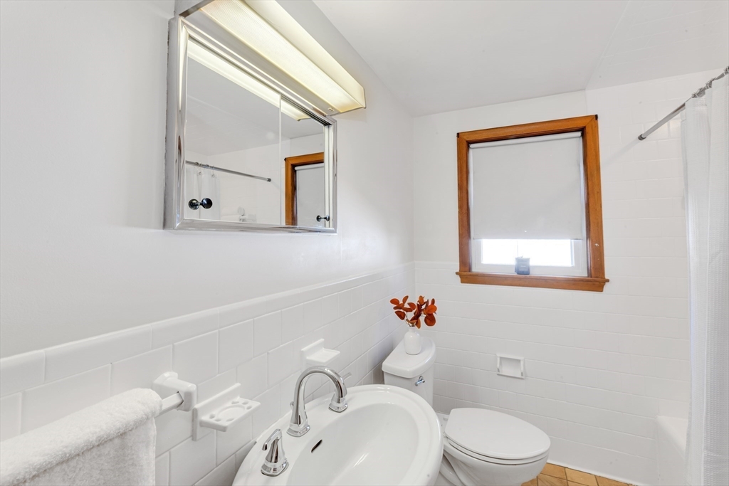 11 Danny Road Boston, MA 02136 - Photo 17 of 39 Gallery Image 17