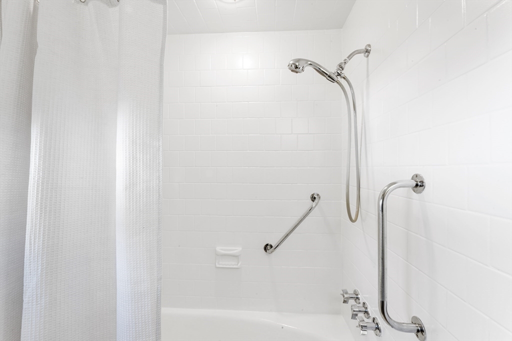 11 Danny Road Boston, MA 02136 - Photo 18 of 39 Gallery Image 18