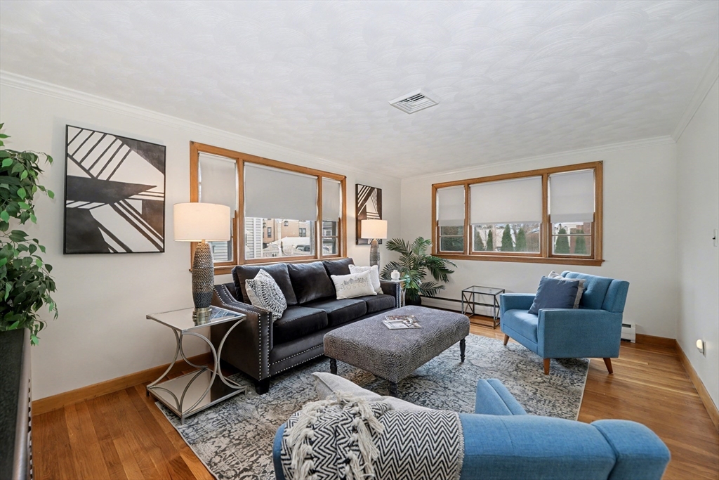 11 Danny Road Boston, MA 02136 - Photo 5 of 39 Gallery Image 5