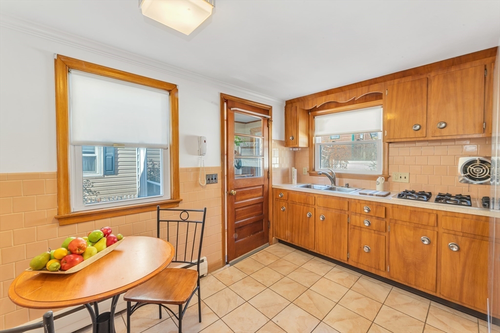 11 Danny Road Boston, MA 02136 - Photo 9 of 39 Gallery Image 9