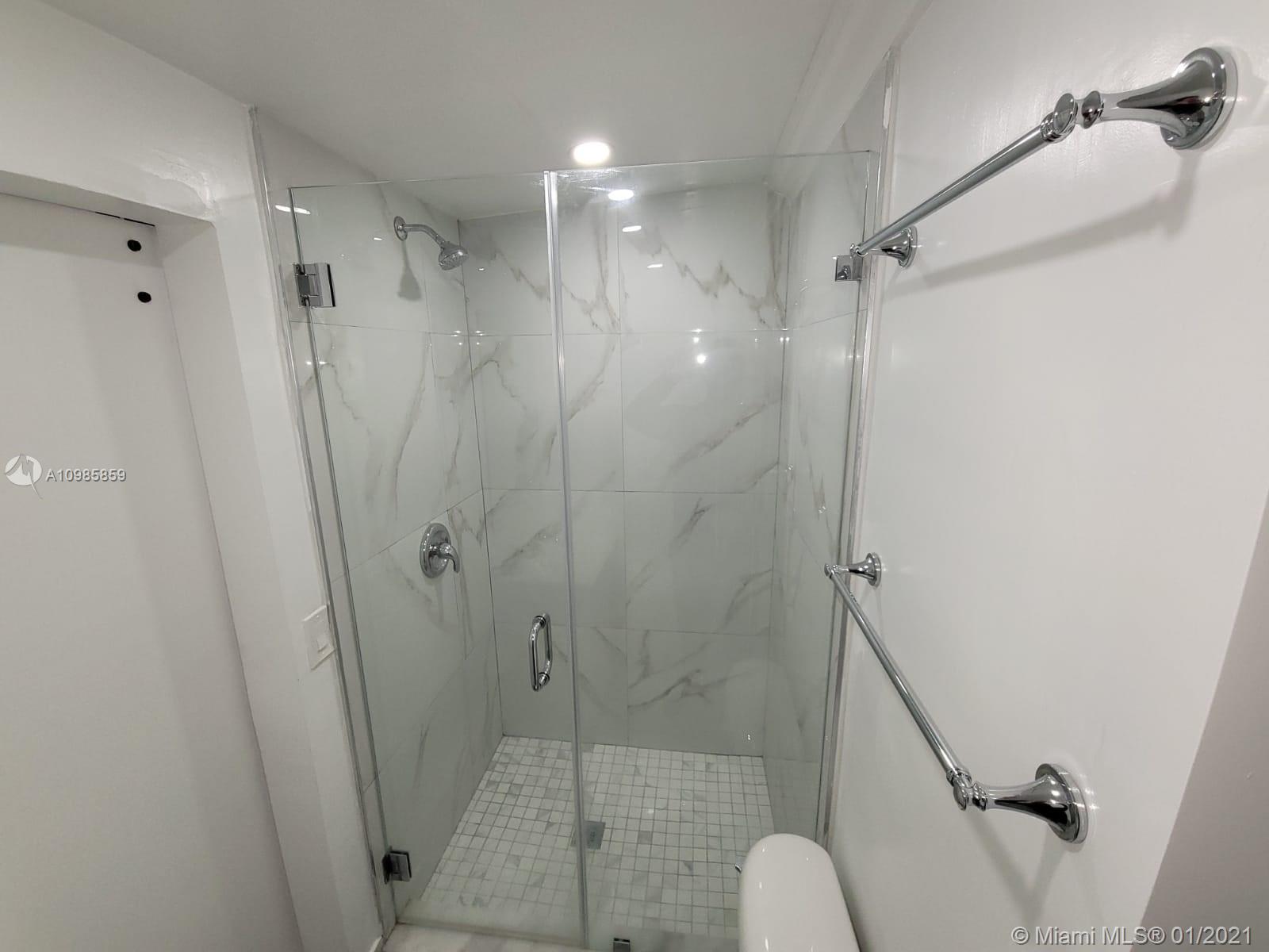 22020 Southwest 114th Avenue Goulds, FL 33170 - Photo 10 of 26