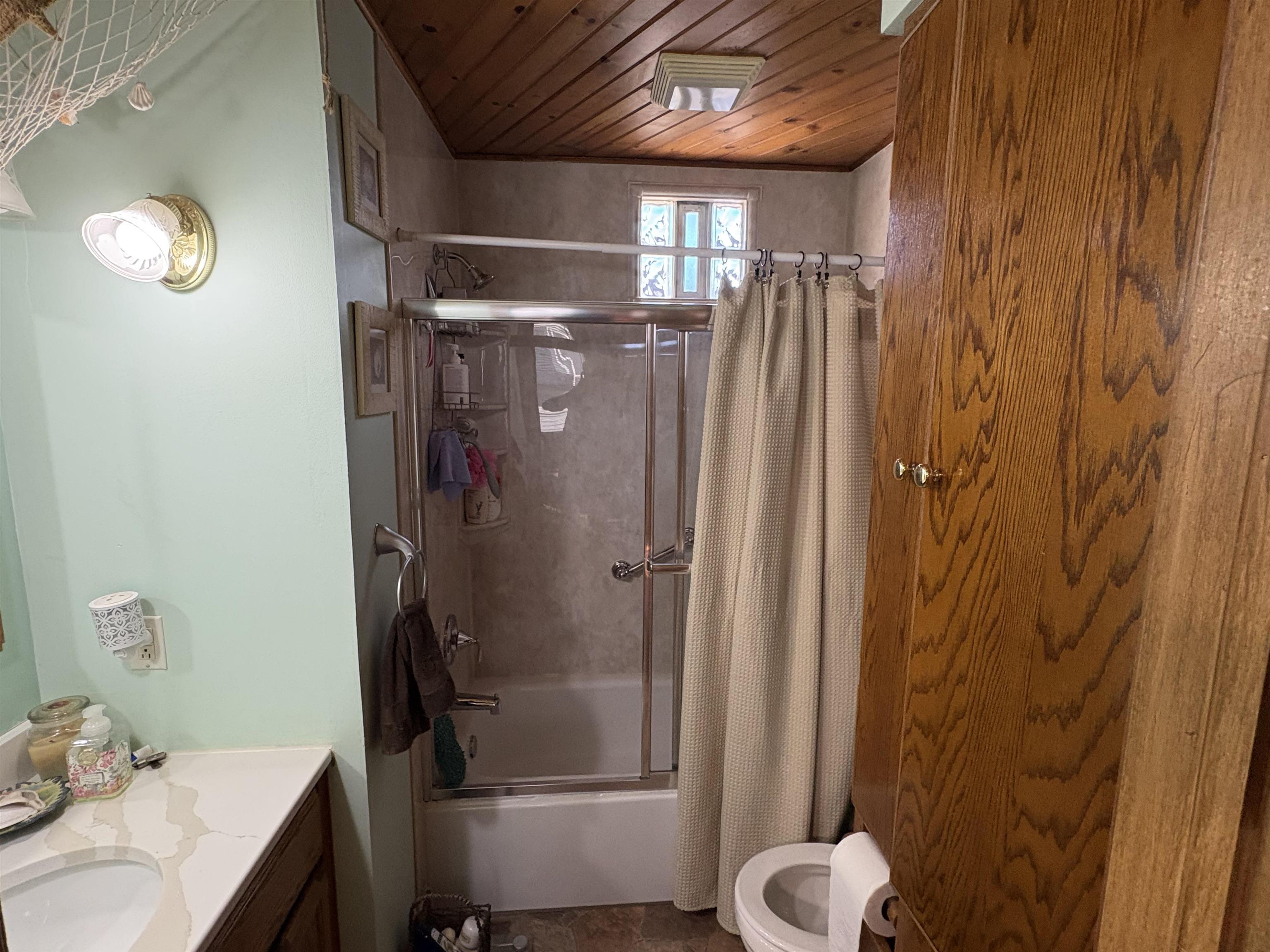 1314 South 24th Street Sheboygan, WI 53081 - Photo 9 of 22