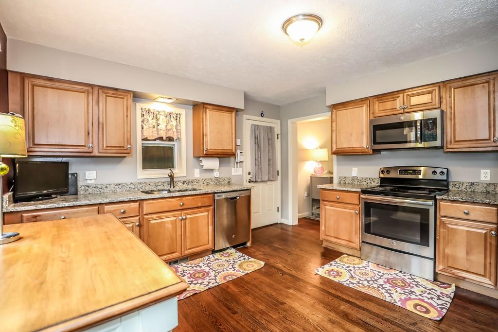 41 Lake Road Ashburnham, MA 01430 - Photo 2 of 31