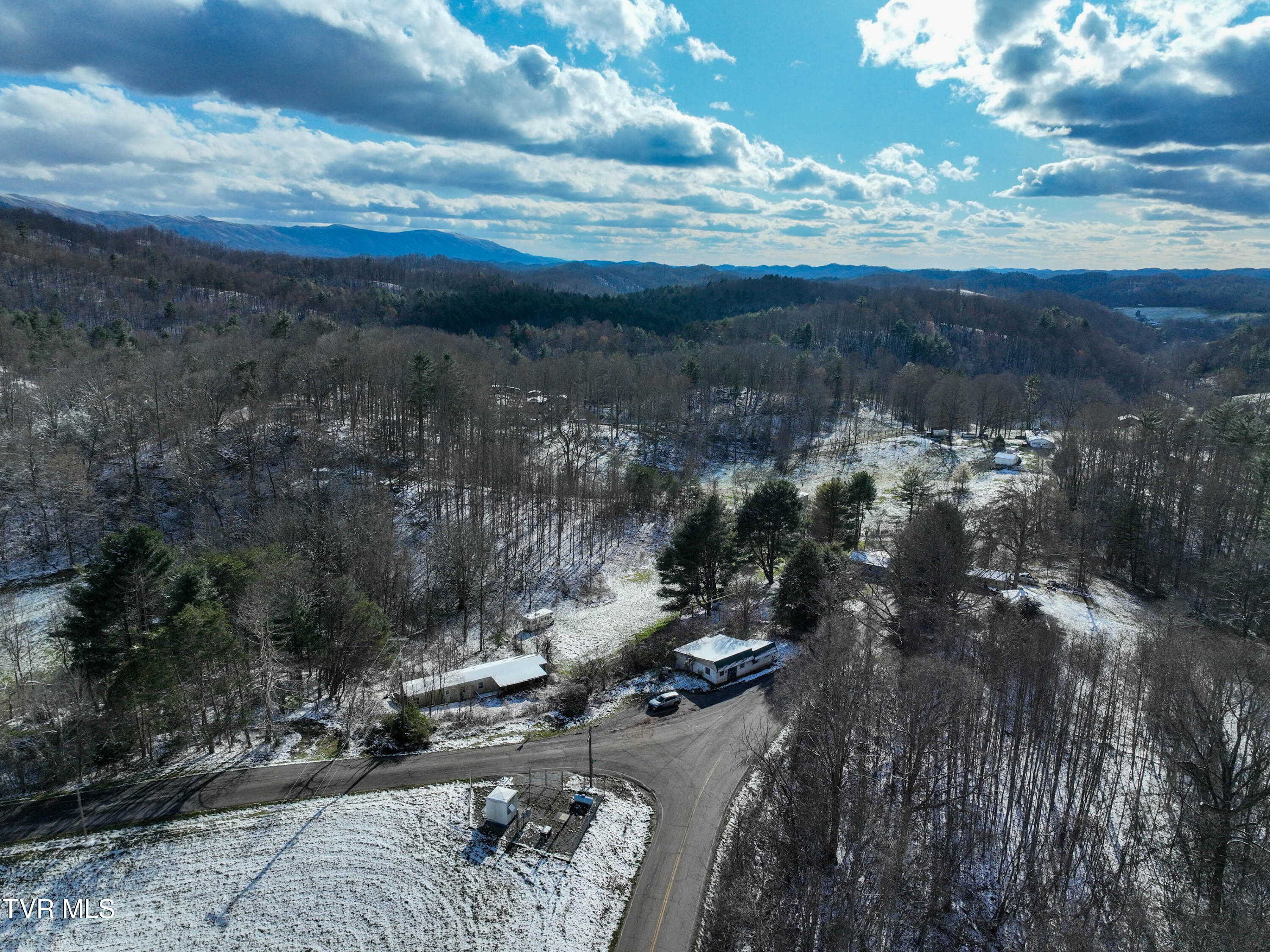 2832 Denton Valley Road, Unit 2 Bristol, TN 37620 - Photo 3 of 32 2832 Denton Valley Rd Drone OWEN-11