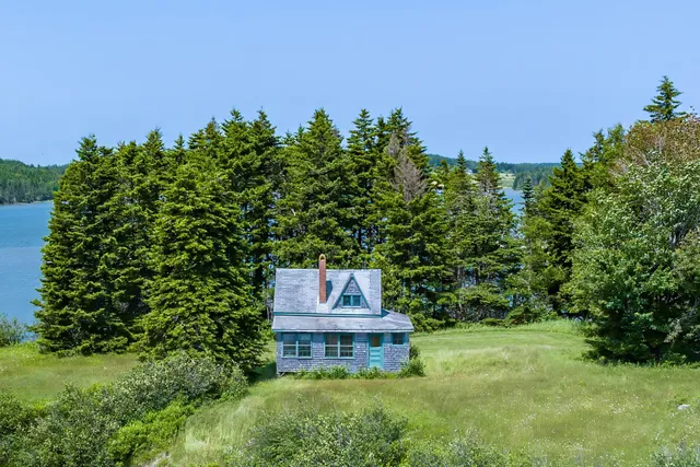 $1,300,000 | 246 Marsh Stream Lane, Machiasport, ME 04655