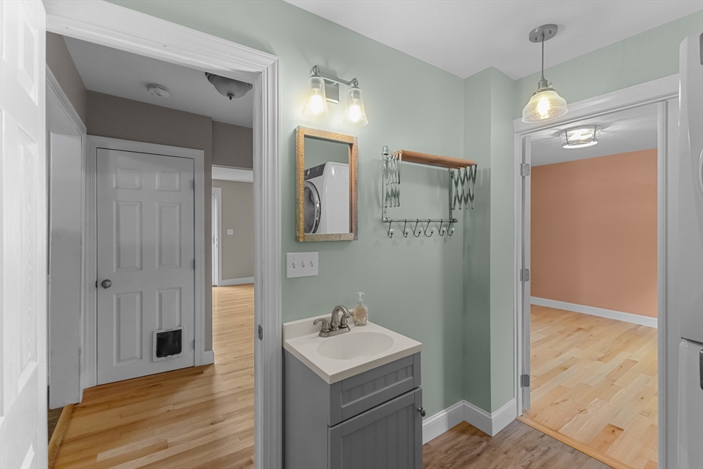 236 South Street Warren, MA 01092 - Photo 12 of 34