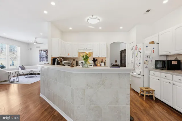 $699,000 | 1136 Maxwell Manor, Warminster, PA 18974