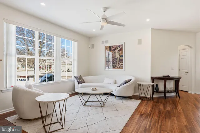 $699,000 | 1136 Maxwell Manor, Warminster, PA 18974