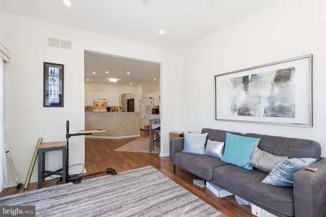 $699,000 | 1136 Maxwell Manor, Warminster, PA 18974