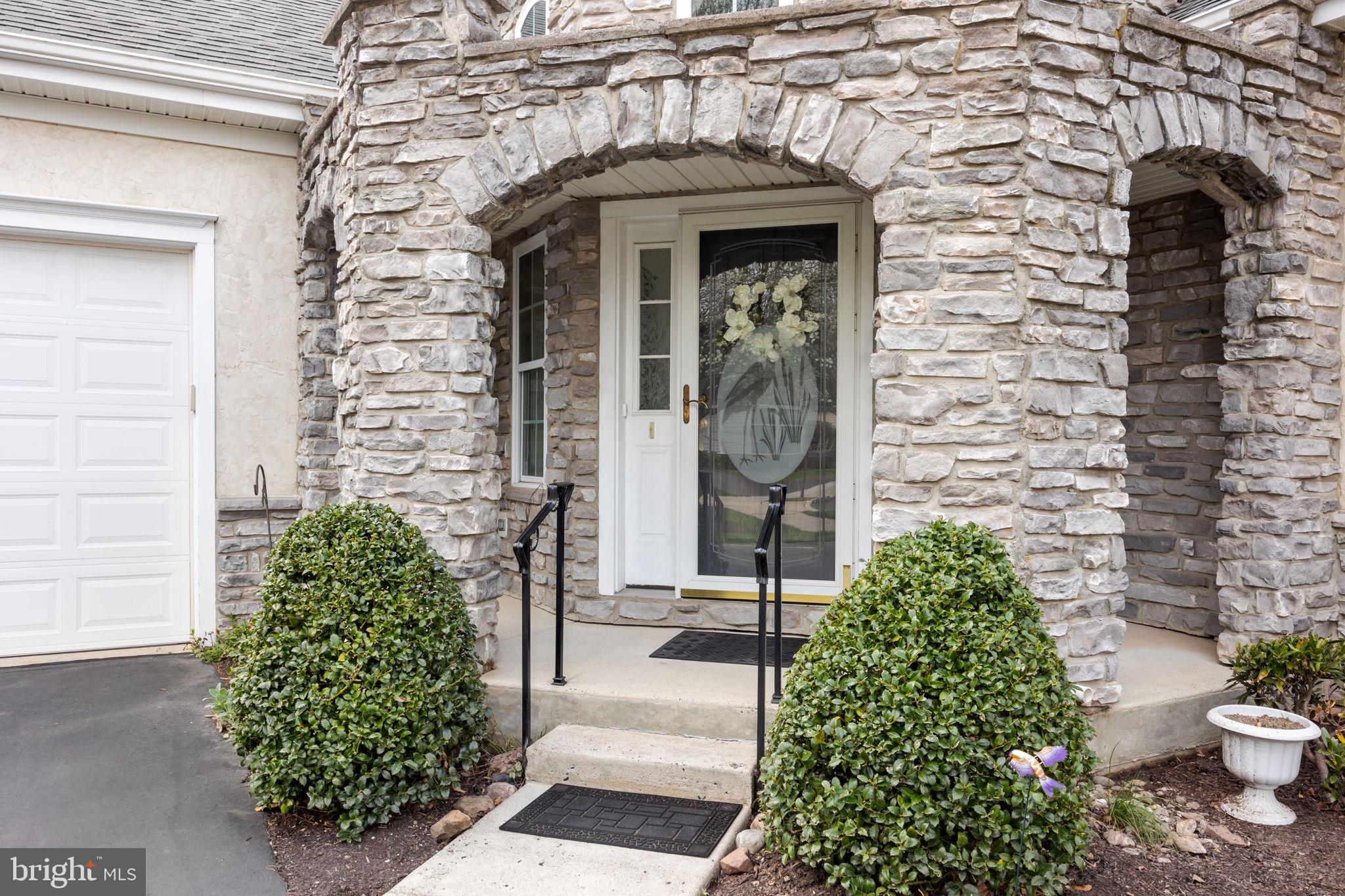 1136 Maxwell Manor Warminster, PA 18974 - Photo 3 of 41 Front Entrance