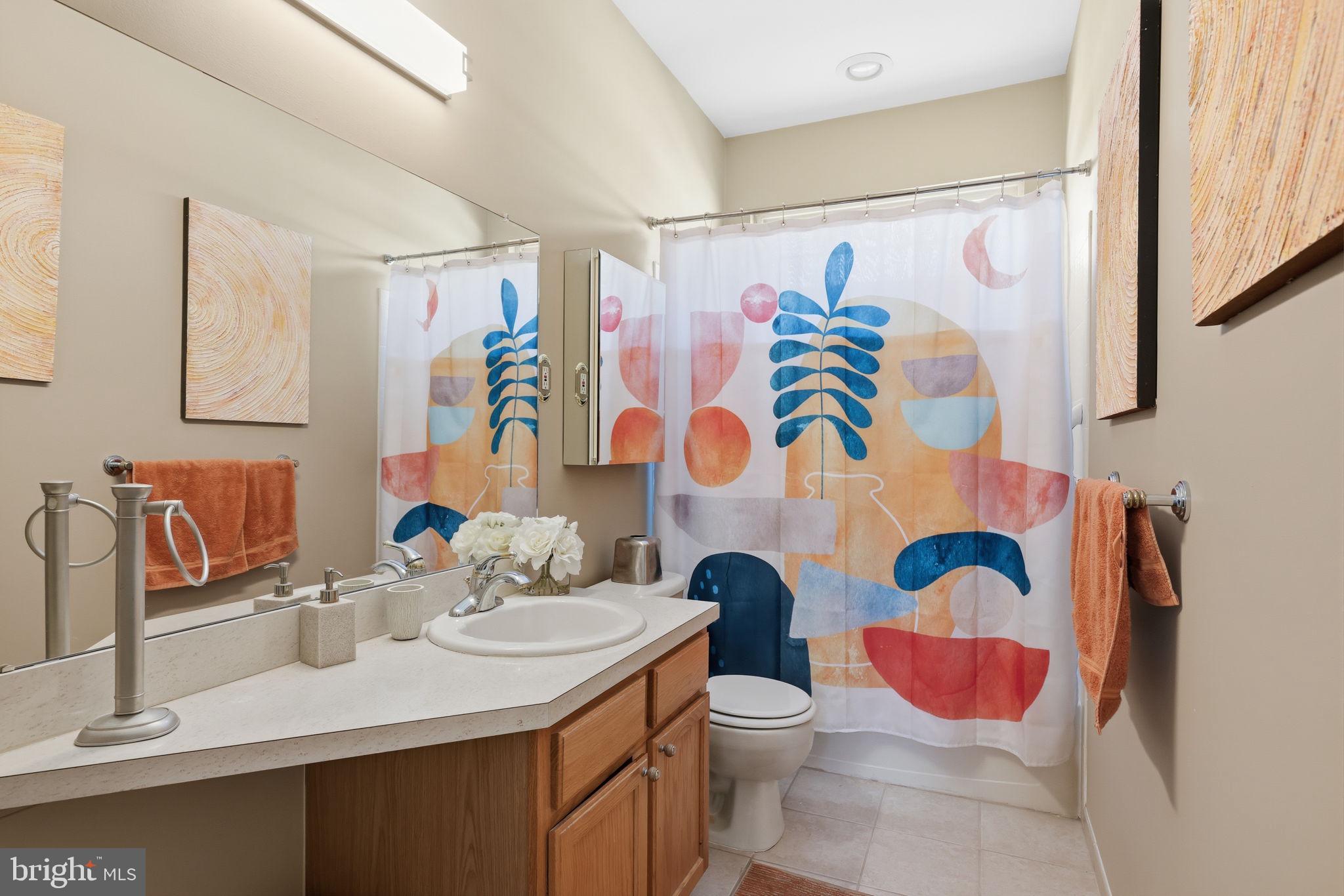 1136 Maxwell Manor Warminster, PA 18974 - Photo 32 of 41 Bathroom #2