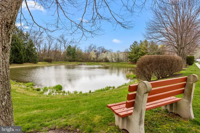 $699,000 | 1136 Maxwell Manor, Warminster, PA 18974