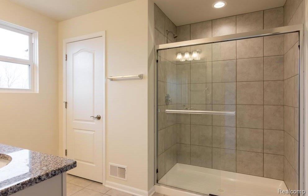 24792 Ivy Road Novi, MI 48375 - Photo 14 of 17 pic9.jpg