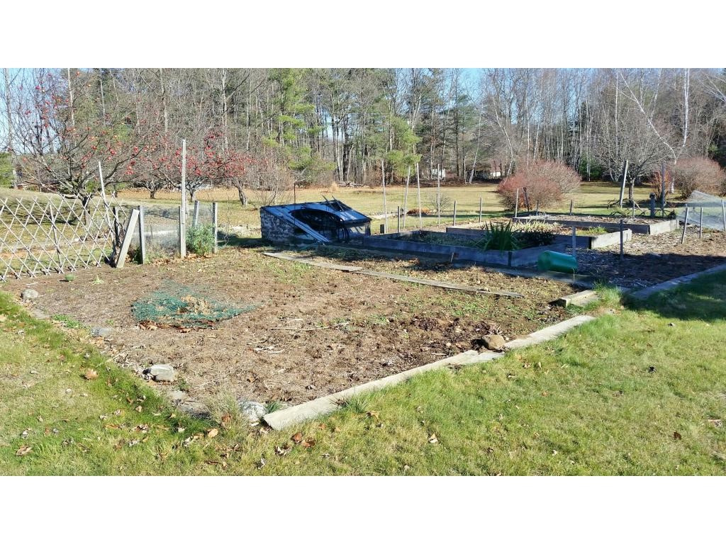 18 Range Road Pittsfield, NH 03263 - Photo 7 of 27