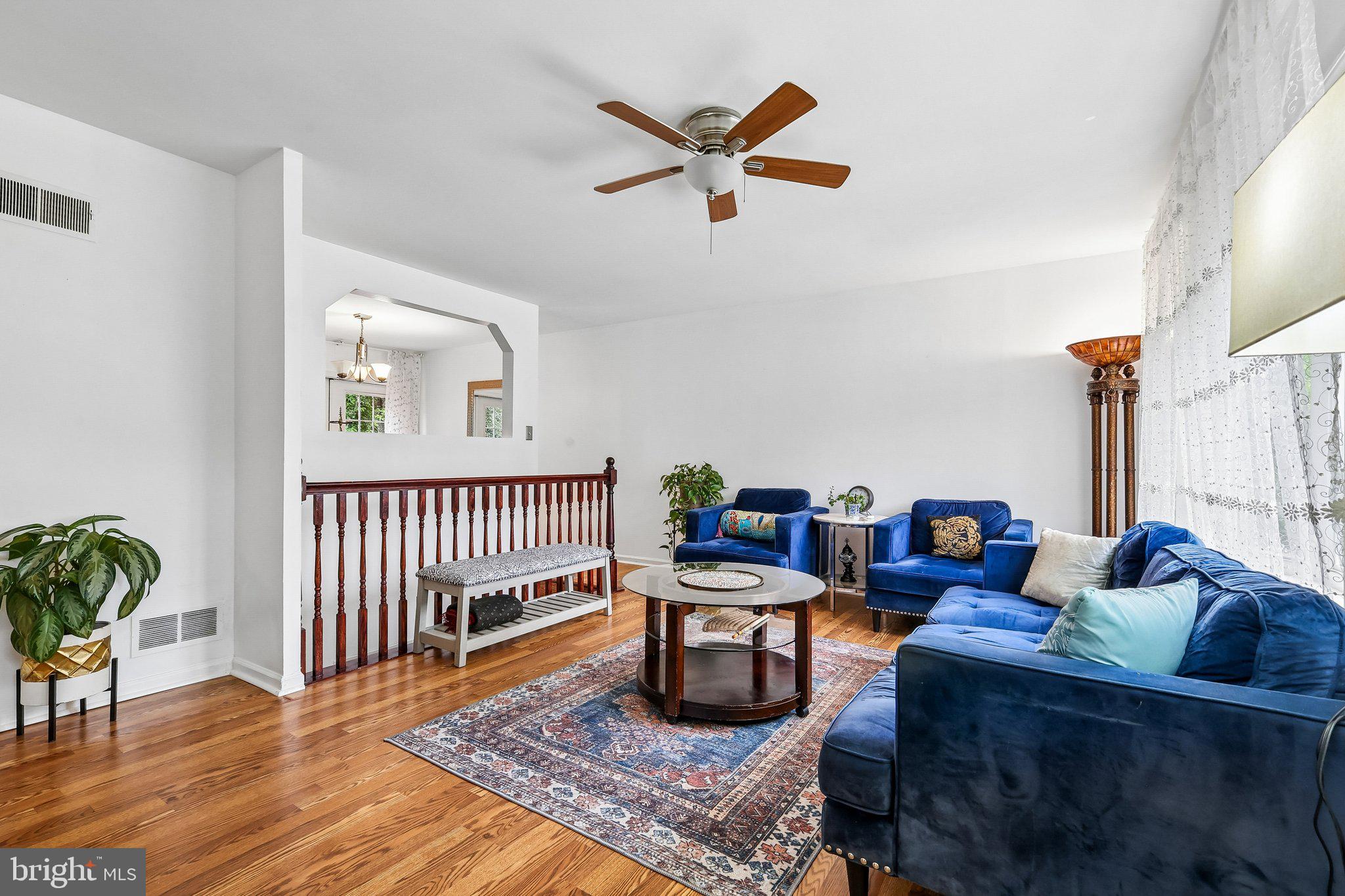 13601 Kingsman Road Woodbridge, VA 22193 - Photo 2 of 22