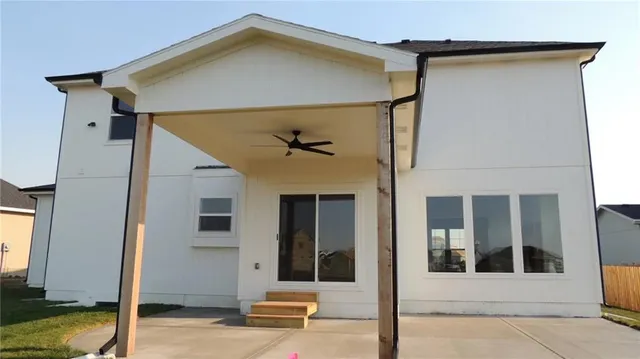 $540,000 | 32268 West 165th Terrace, Gardner, KS 66030