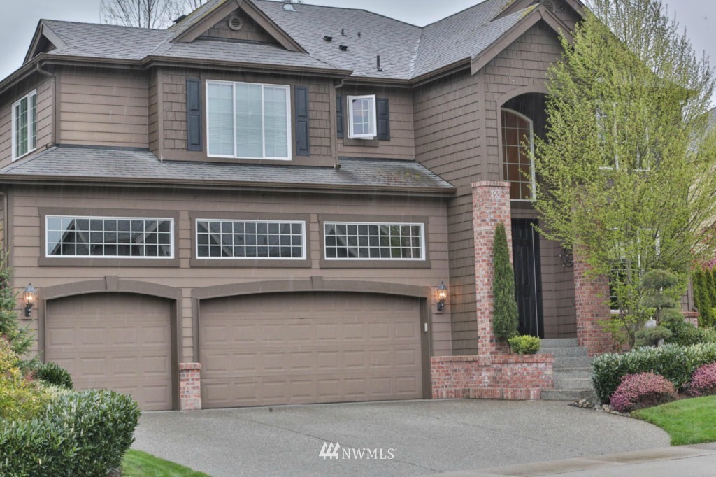 16229 40th Avenue Southeast Bothell, WA 98012 - Photo 3 of 20