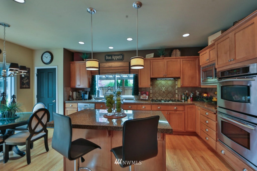 16229 40th Avenue Southeast Bothell, WA 98012 - Photo 10 of 20