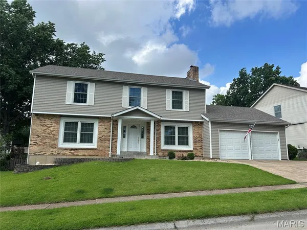 $425,000 | 15580 Parasol Drive, Chesterfield, MO 63017