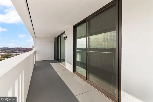 a view of a walk in closet