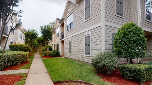 $2,250 | 1321 Paige Street, Houston, TX 77003