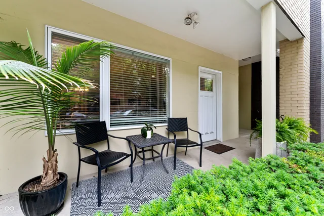 $249,900 | 932 North Broadway Street, Unit 4, Indianapolis, IN 46202